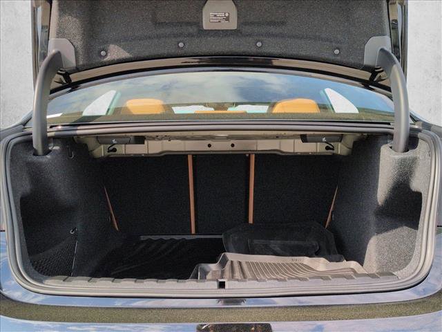 Used 2025 BMW 330i xDrive Sedan w/ Convenience Package image 6