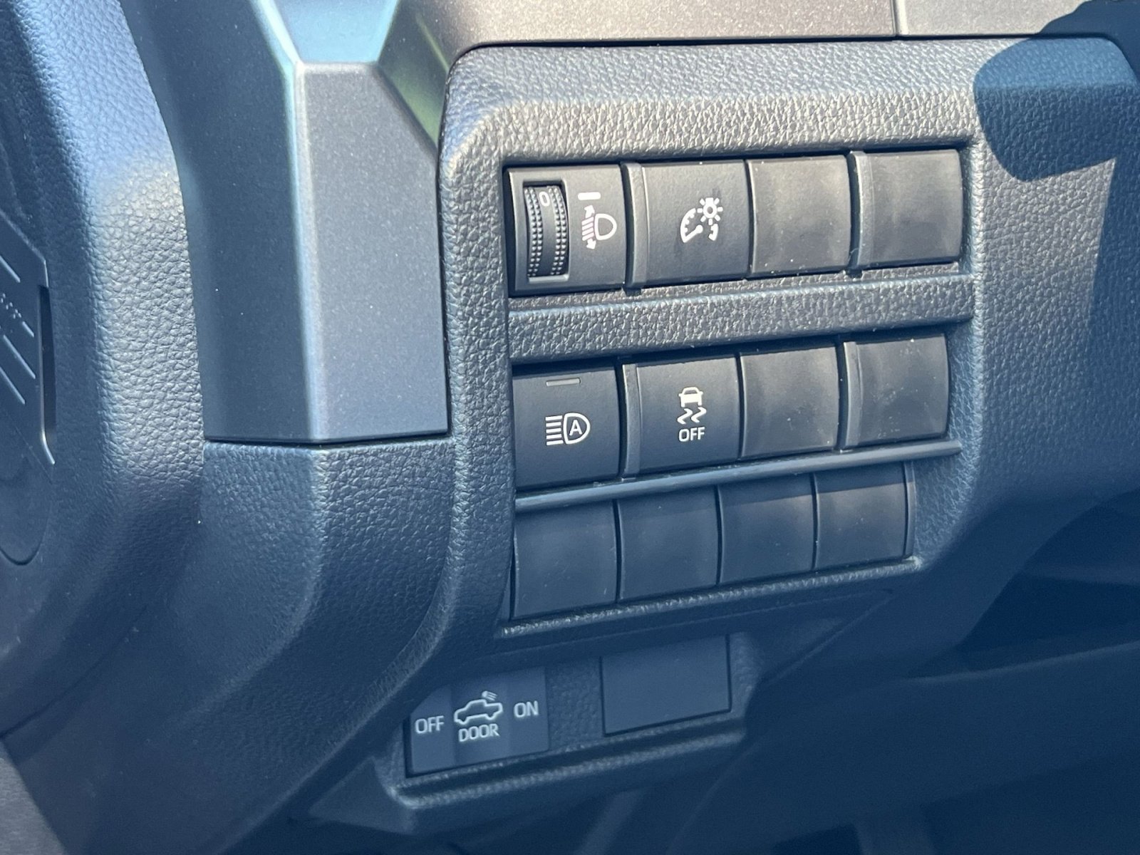 New 2025 Toyota Tacoma SR5 image 28