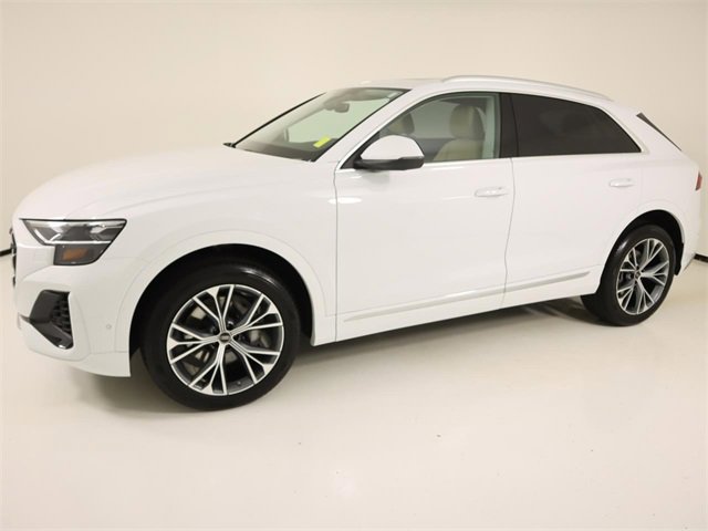 Certified 2025 Audi Q8 Premium Plus image 2