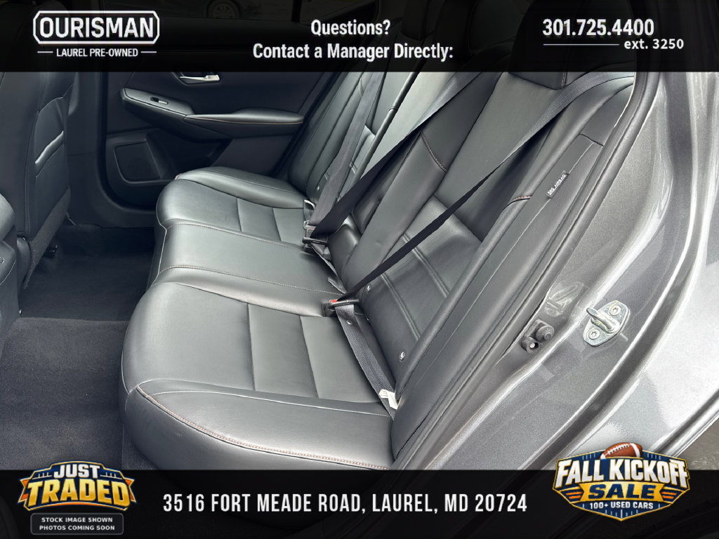 Used 2025 Nissan Sentra SR w/ SR Premium Package FWD image 17