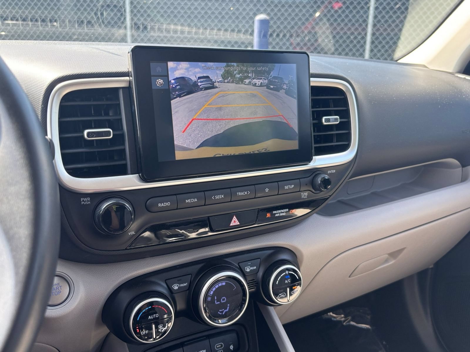 Used 2026 Hyundai Venue SEL FWD image 24