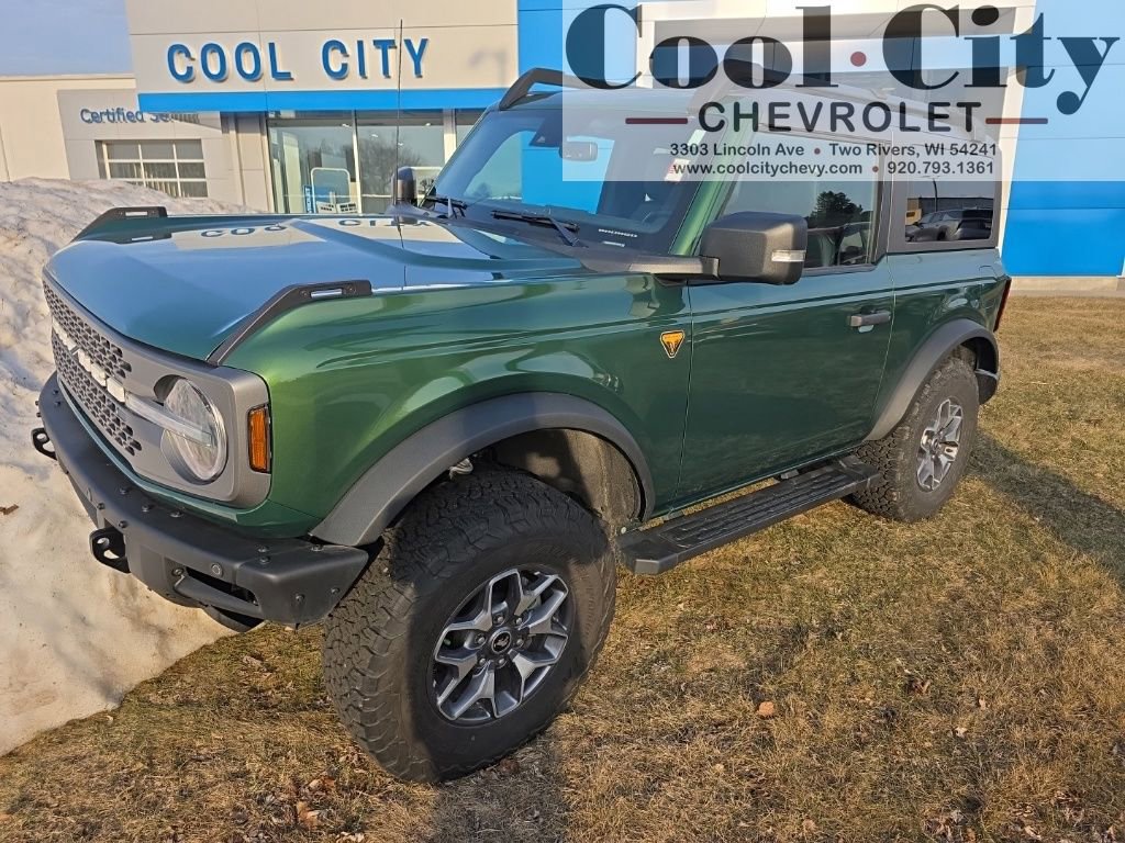 Used 2024 Ford Bronco Badlands image 1