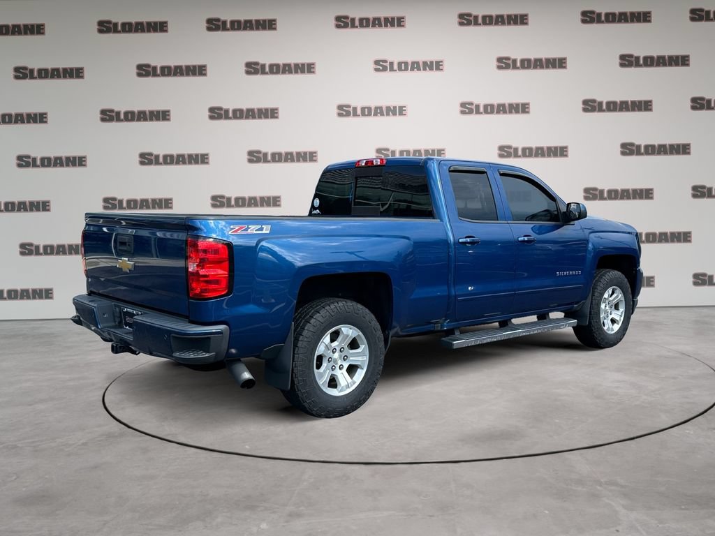 Used 2017 Chevrolet Silverado 1500 LT w/ All Star Edition AWD/4WD image 5
