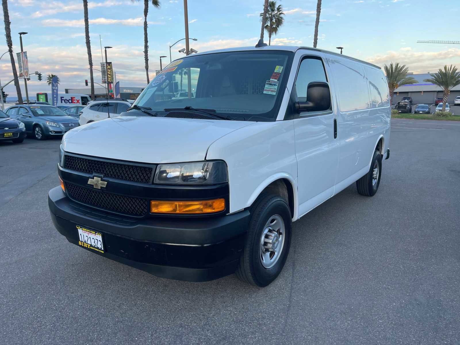 Used 2022 Chevrolet Express 3500 w/ Driver Convenience Package image 6