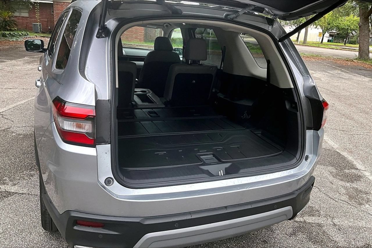 Used 2025 Honda Pilot Touring image 36