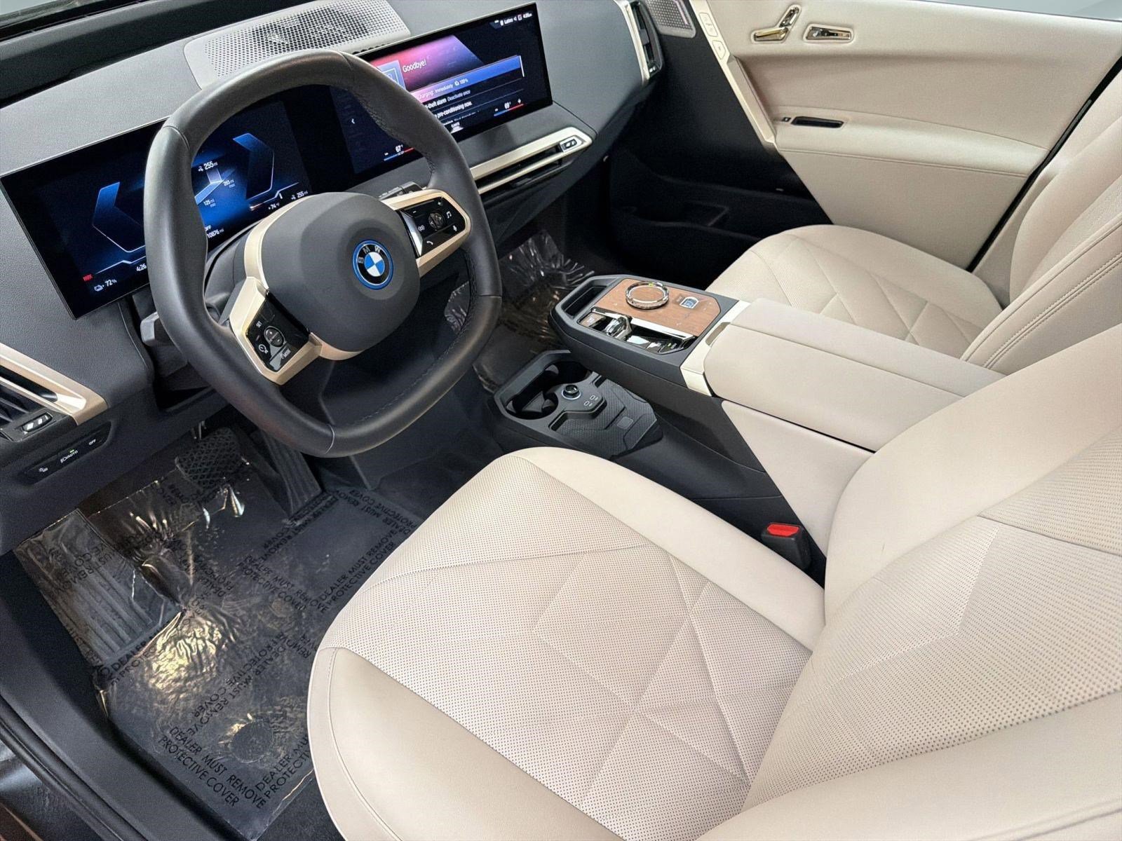 Certified 2023 BMW iX xDrive50 w/ Premium Package image 4