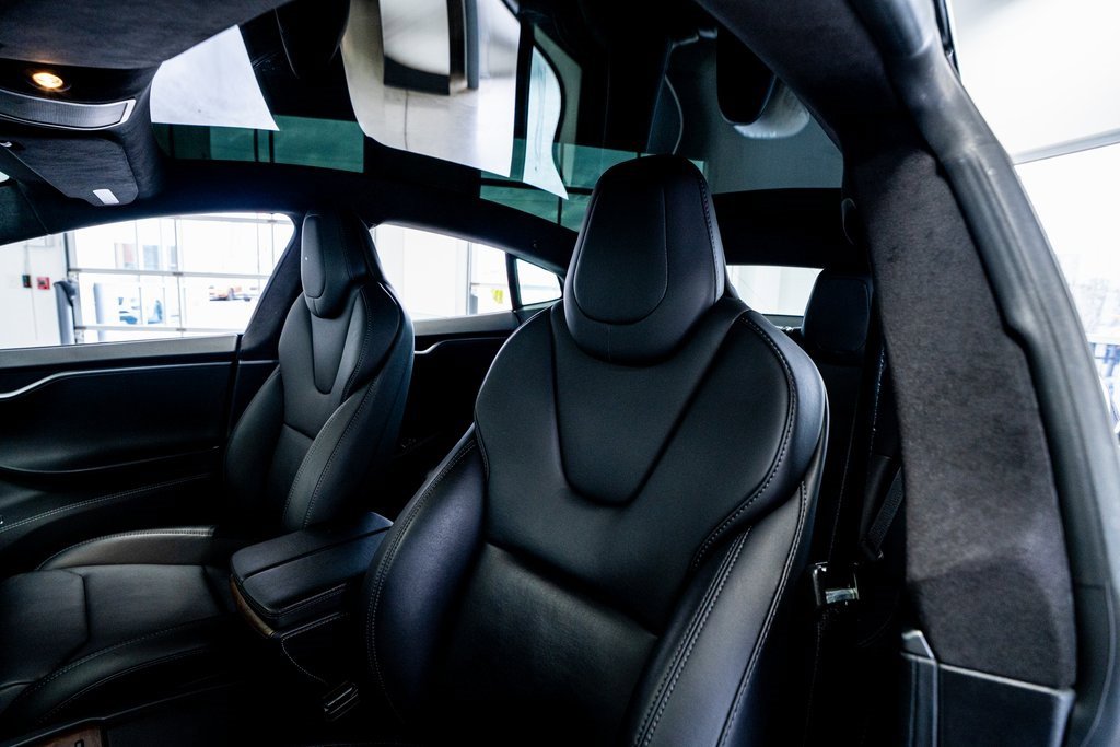 Used 2019 Tesla Model S AWD image 38