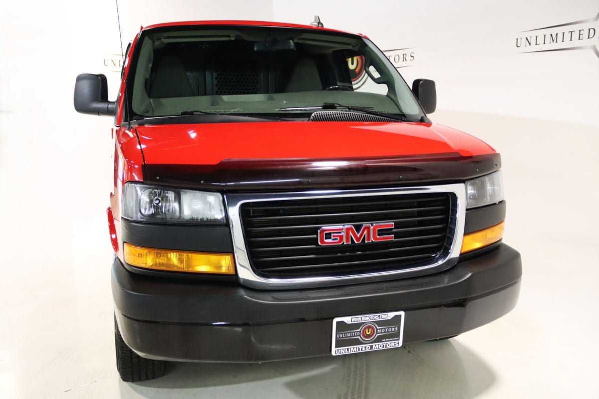 Used 2023 GMC Savana 3500 Extended w/ Driver Convenience Package RWD image 10