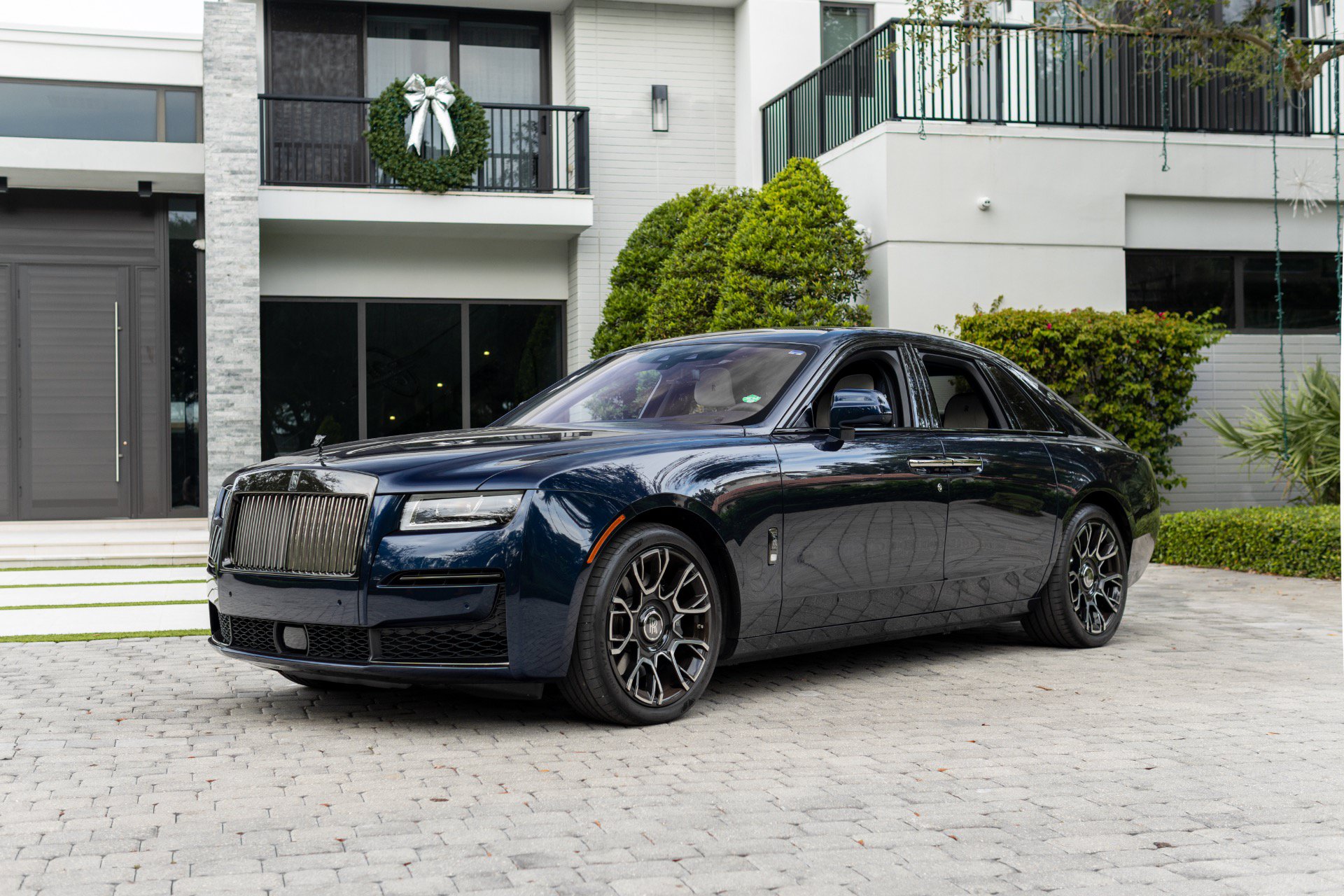 Used 2023 Rolls-Royce Ghost Black Badge w/ Black Badge Ghost Package AWD/4WD image 9