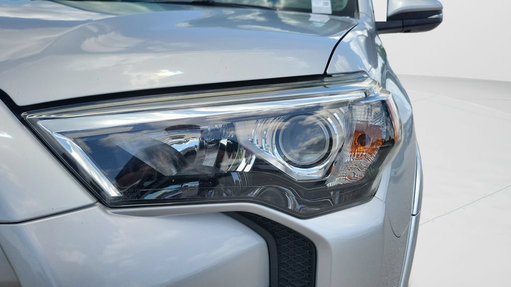 Used 2017 Toyota 4Runner SR5 Premium RWD image 24
