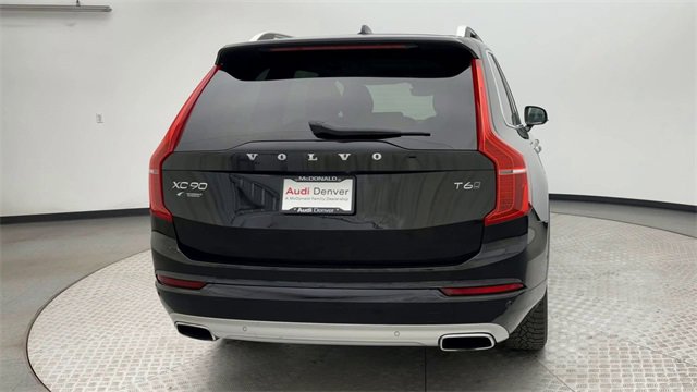 Used 2018 Volvo XC90 T6 Momentum w/ Convenience Package image 3