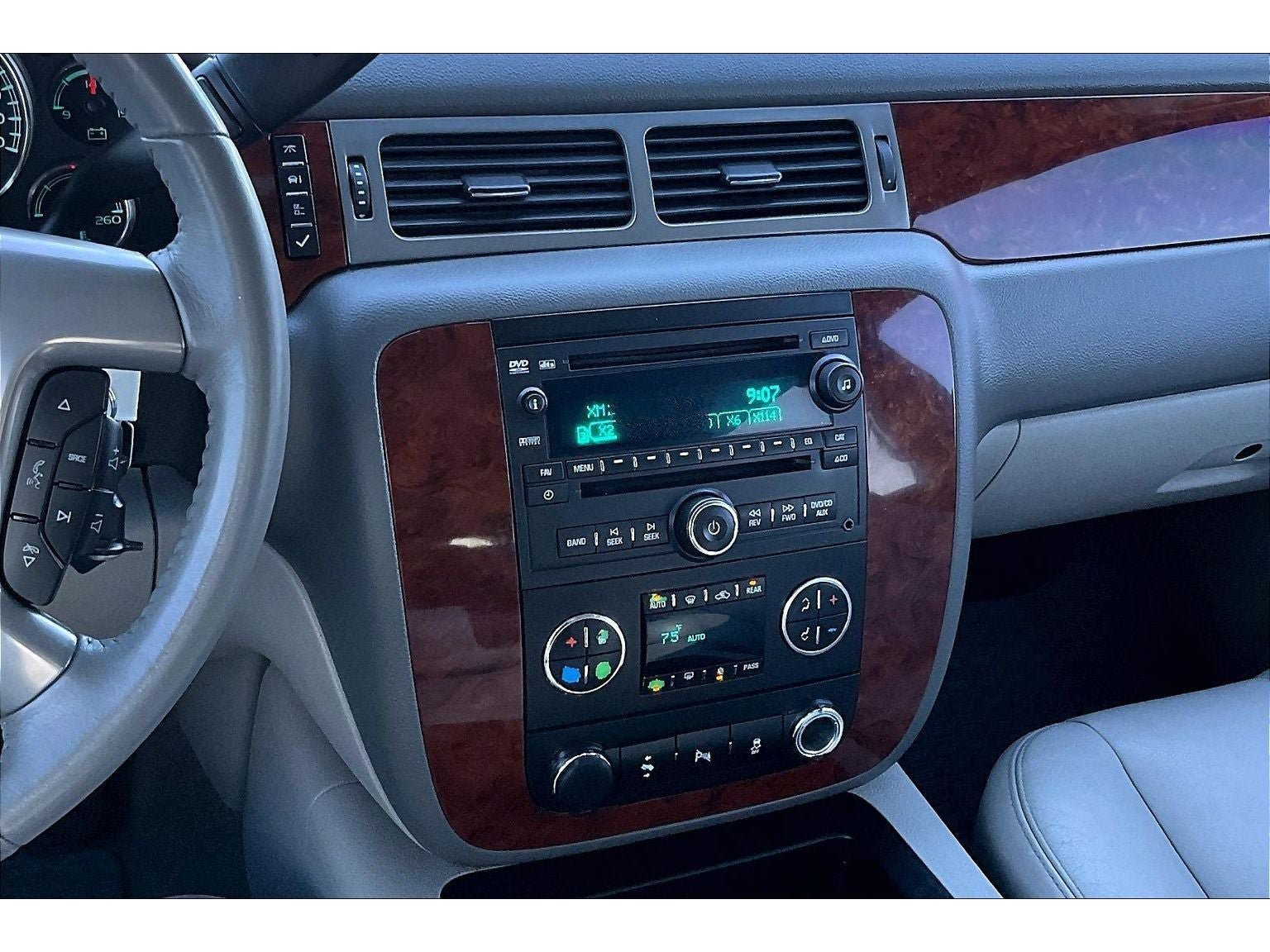 Used 2014 Chevrolet Tahoe LT w/ Luxury Package AWD/4WD image 7