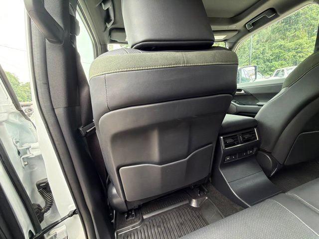 Used 2024 Lexus GX 550 AWD/4WD image 77