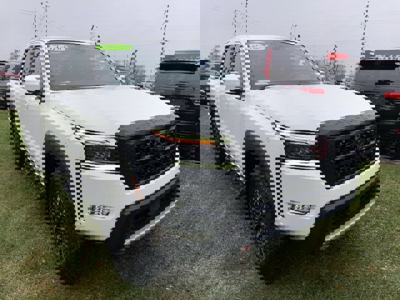 Used 2024 Nissan Frontier PRO-4X w/ Technology Package image 7