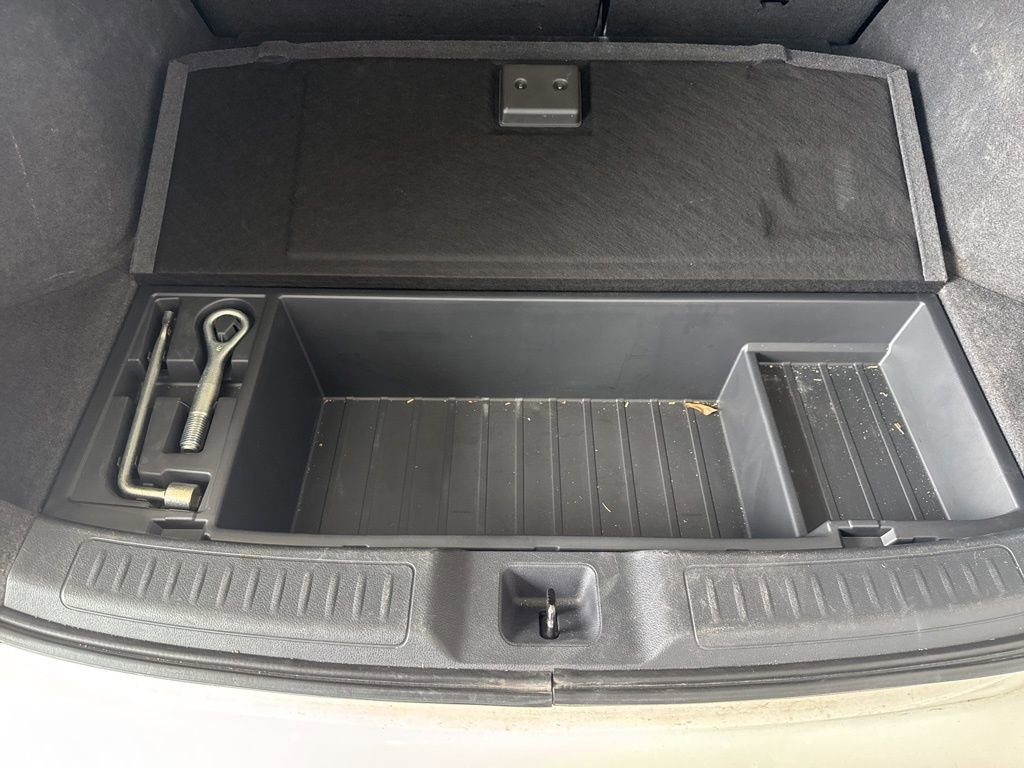 Used 2019 INFINITI QX50 Essential w/ Premium Heat Package FWD image 10