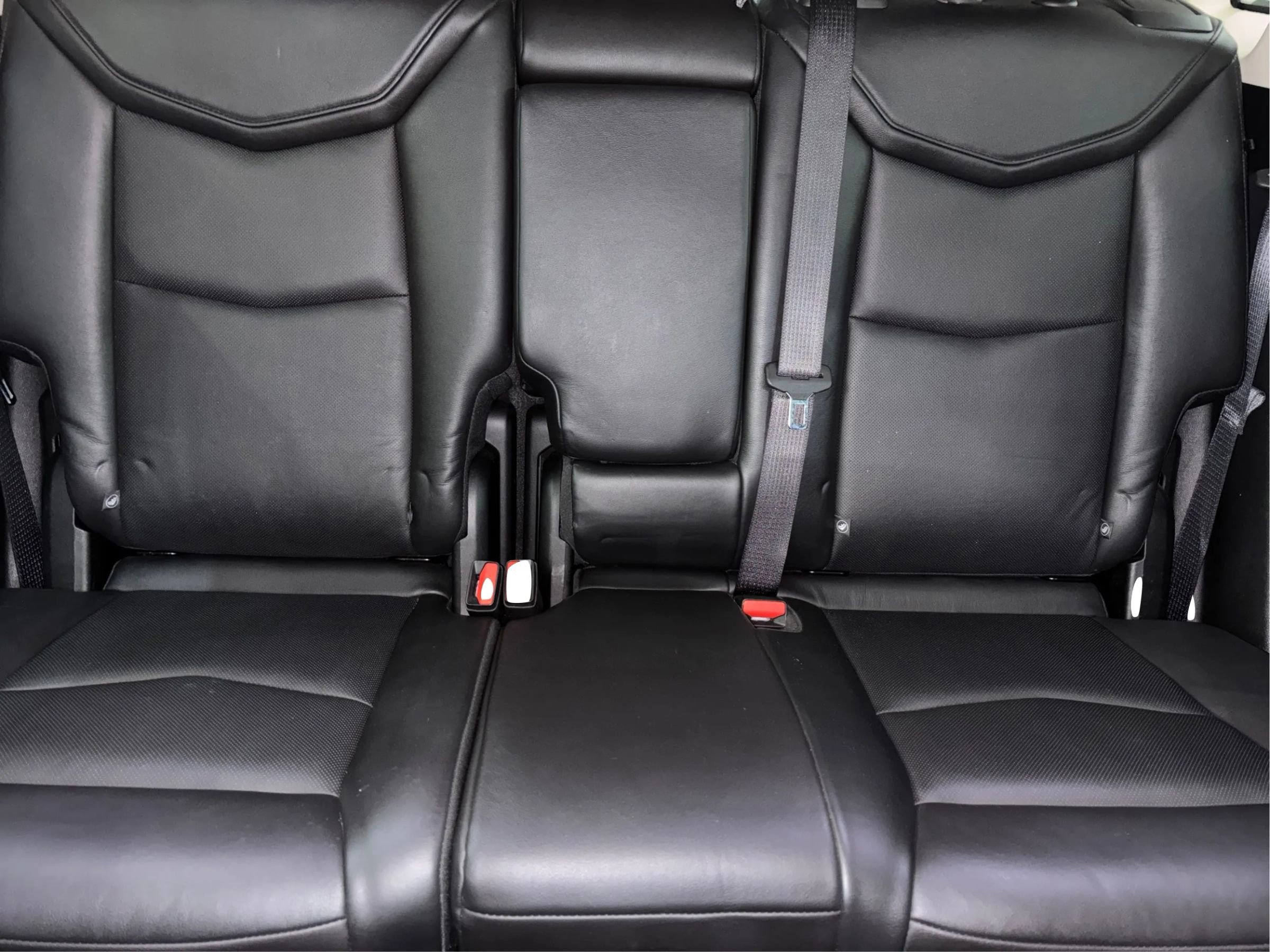 Used 2018 Cadillac XT5 Luxury w/ Driver Awareness Package image 20