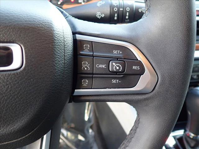Used 2023 Jeep Compass Limited AWD/4WD image 15