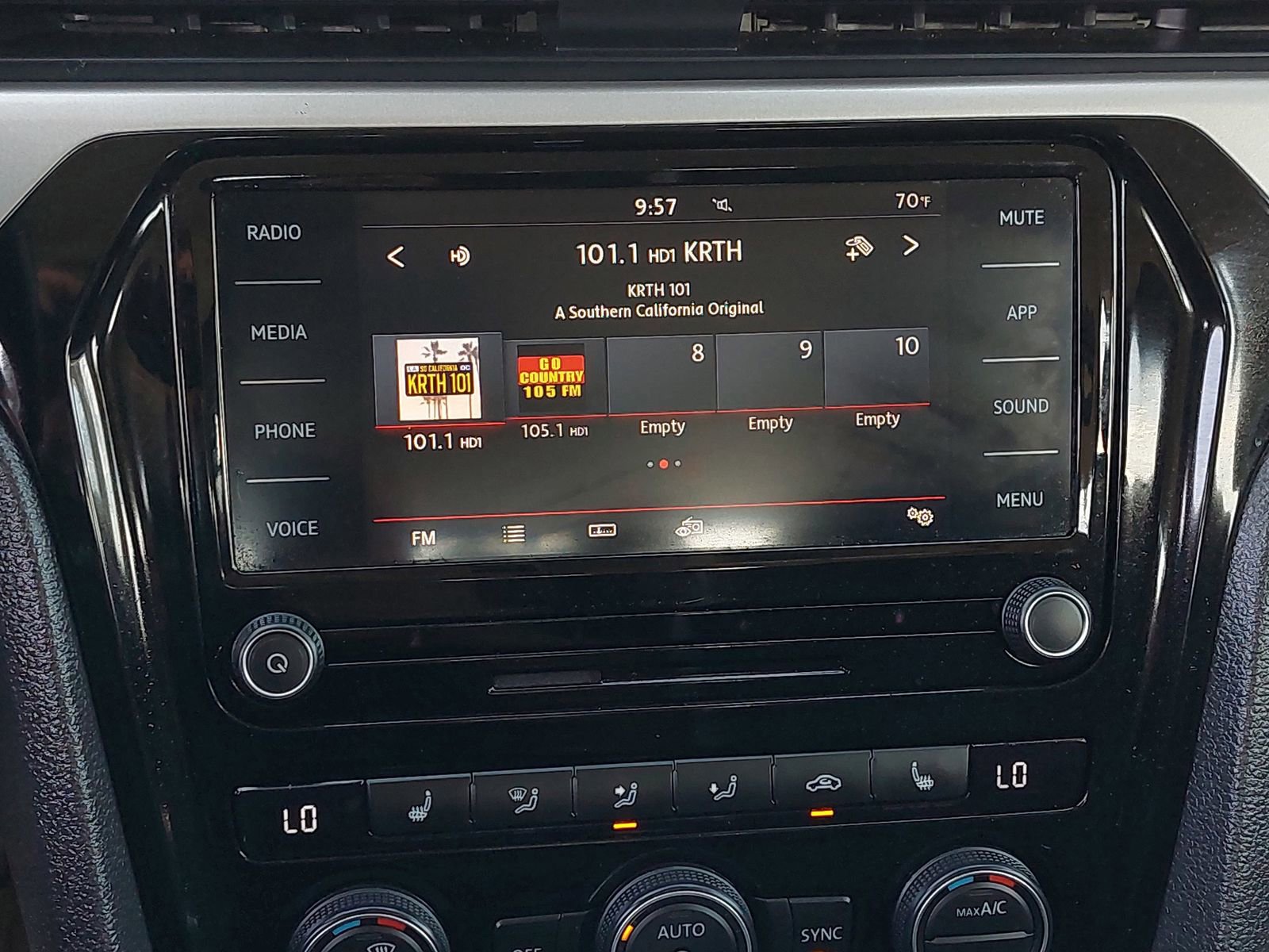 Used 2022 Volkswagen Passat 2.0T SE image 20