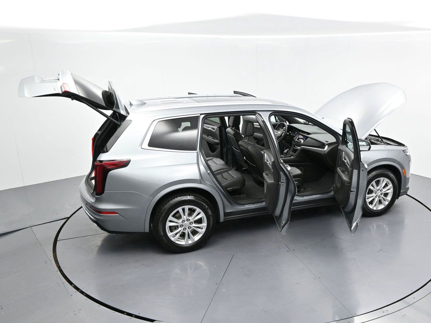 Used 2024 Cadillac XT6 Luxury FWD image 46