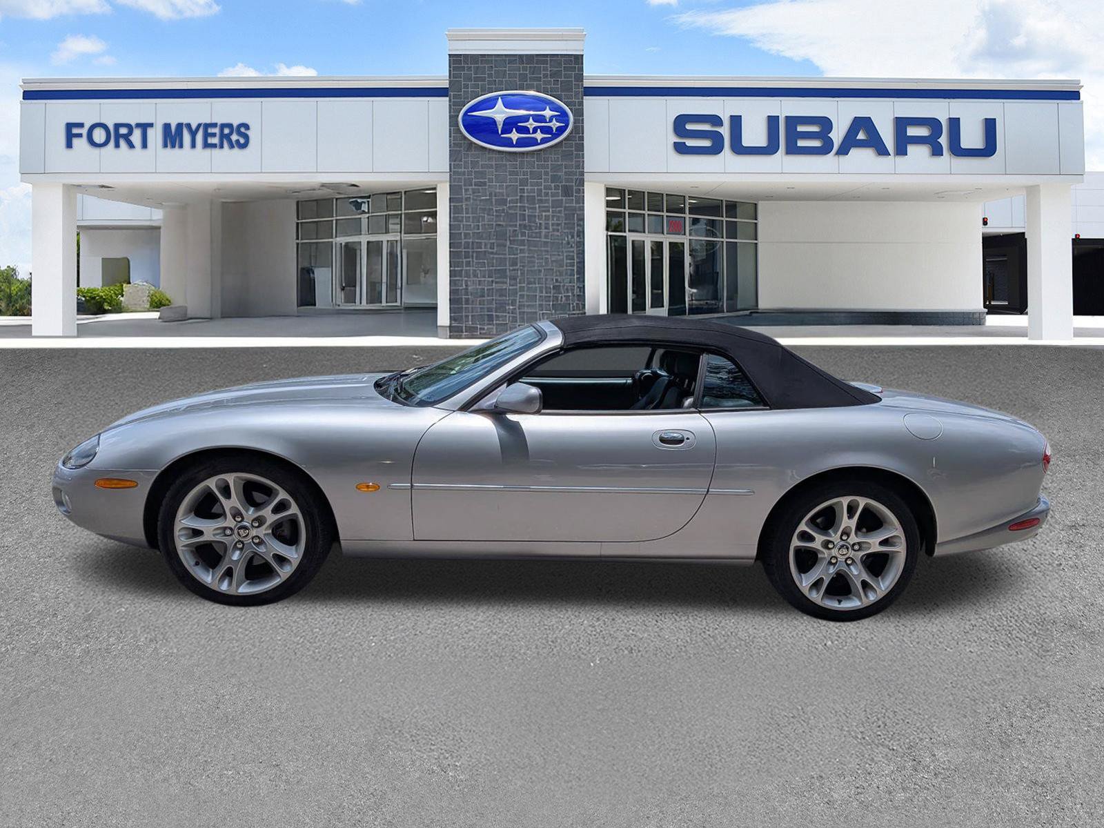 Used 2003 Jaguar XK8 Convertible RWD image 7