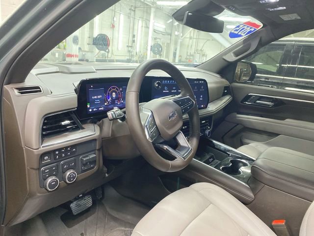 Used 2025 Chevrolet Tahoe Z71 w/ Comfort Package AWD/4WD image 10