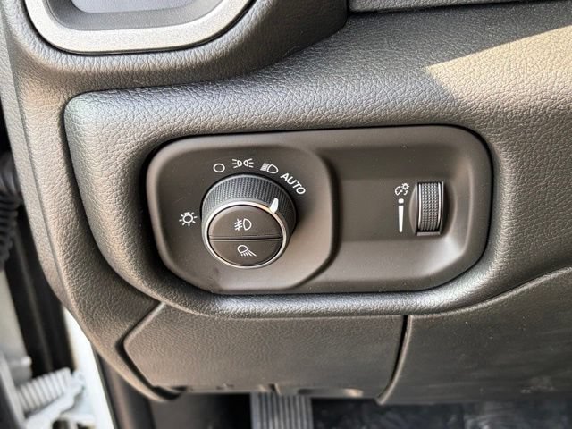 New 2026 RAM 2500 Tradesman w/ Safety Group AWD/4WD image 26
