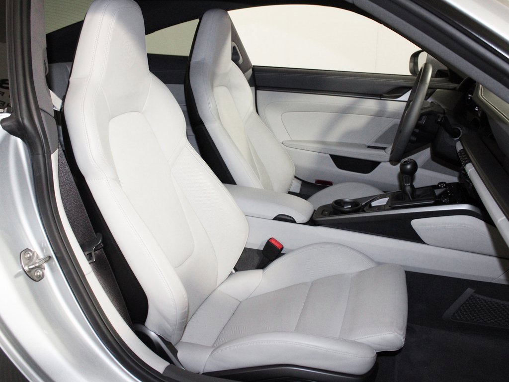 Used 2022 Porsche 911 Carrera S image 35
