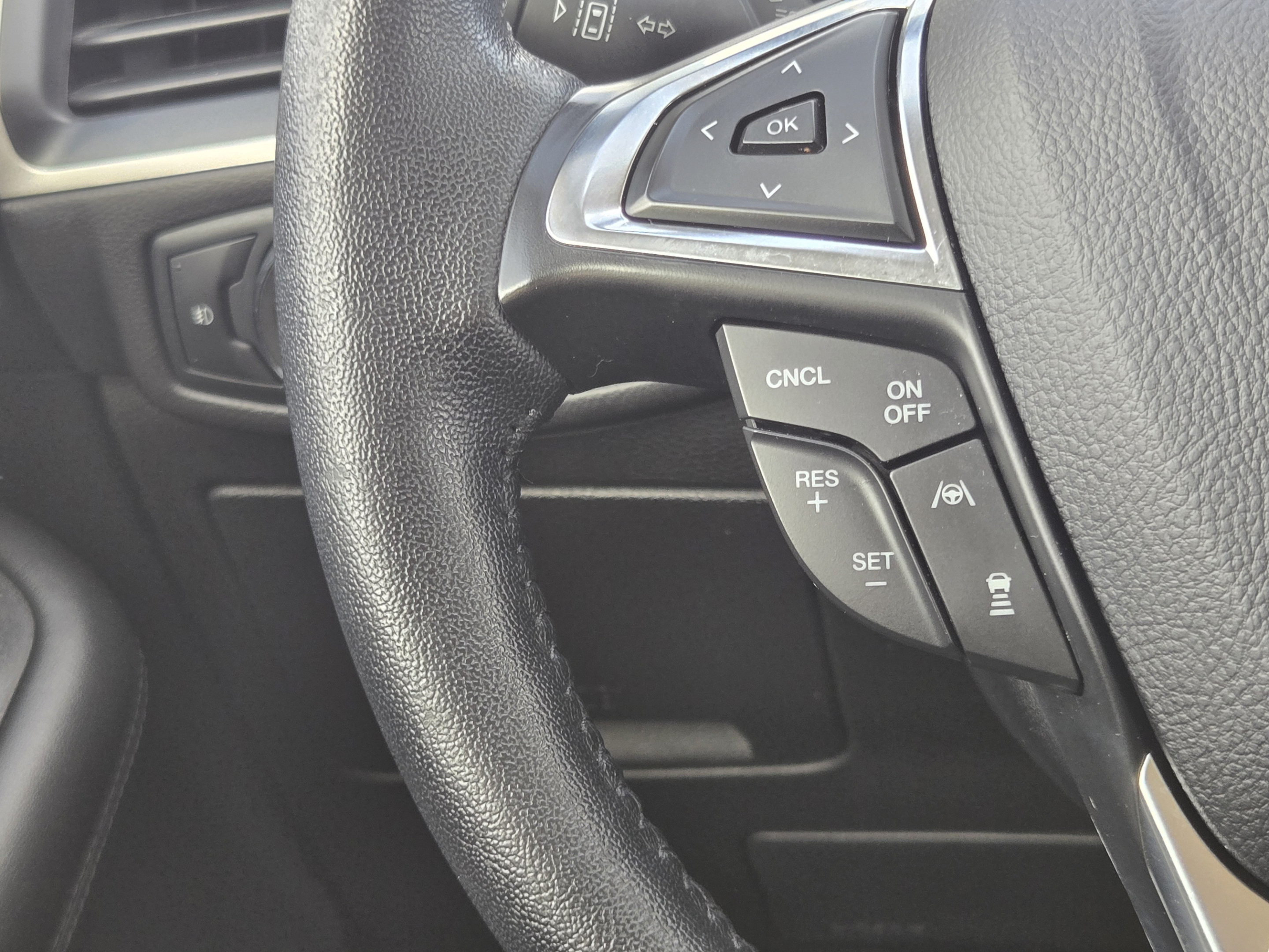 Used 2022 Ford Edge SEL w/ Convenience Package AWD/4WD image 26