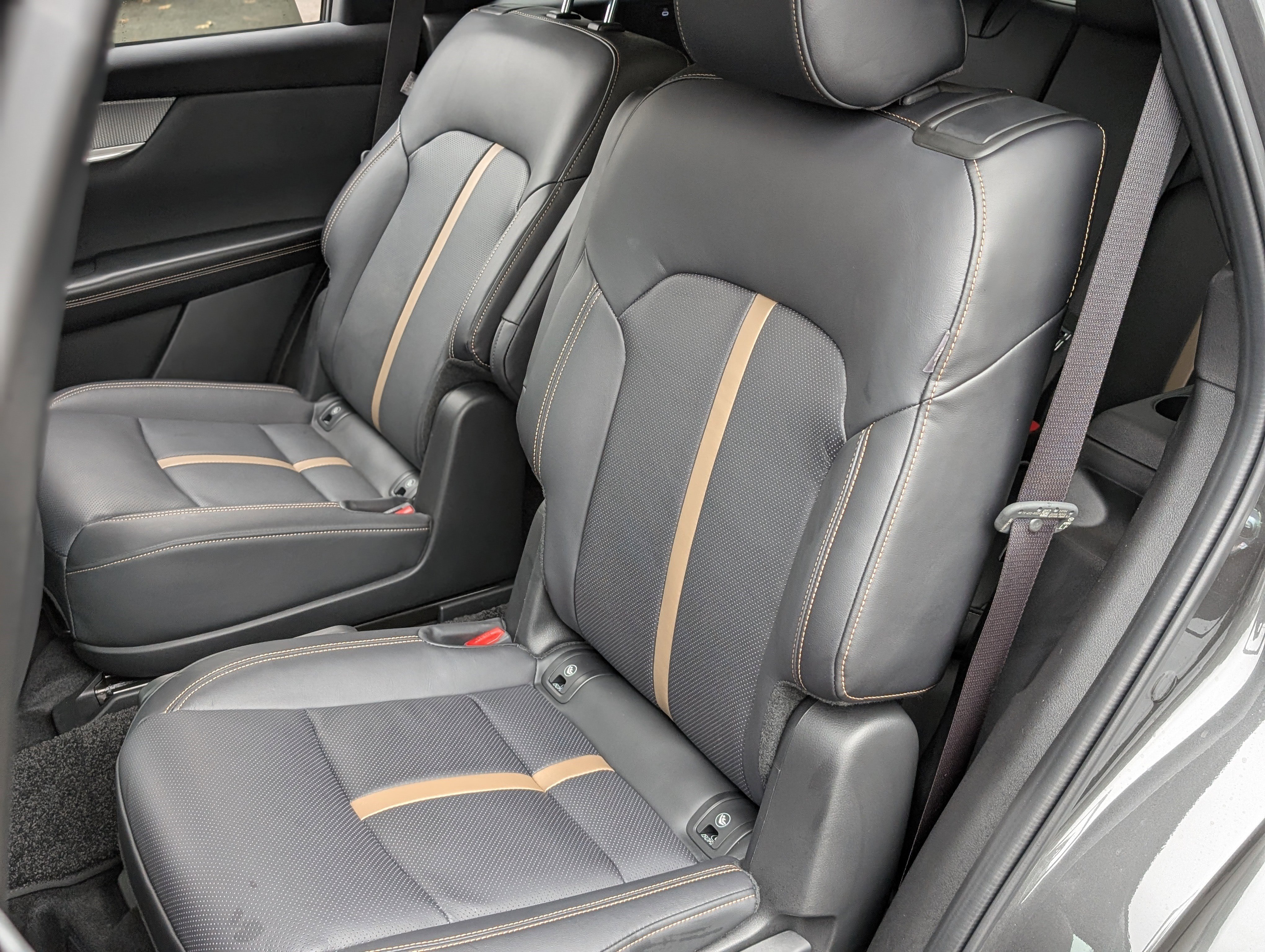 Used 2025 MAZDA CX-90 Plug-In Hybrid w/ Premium Plus image 18