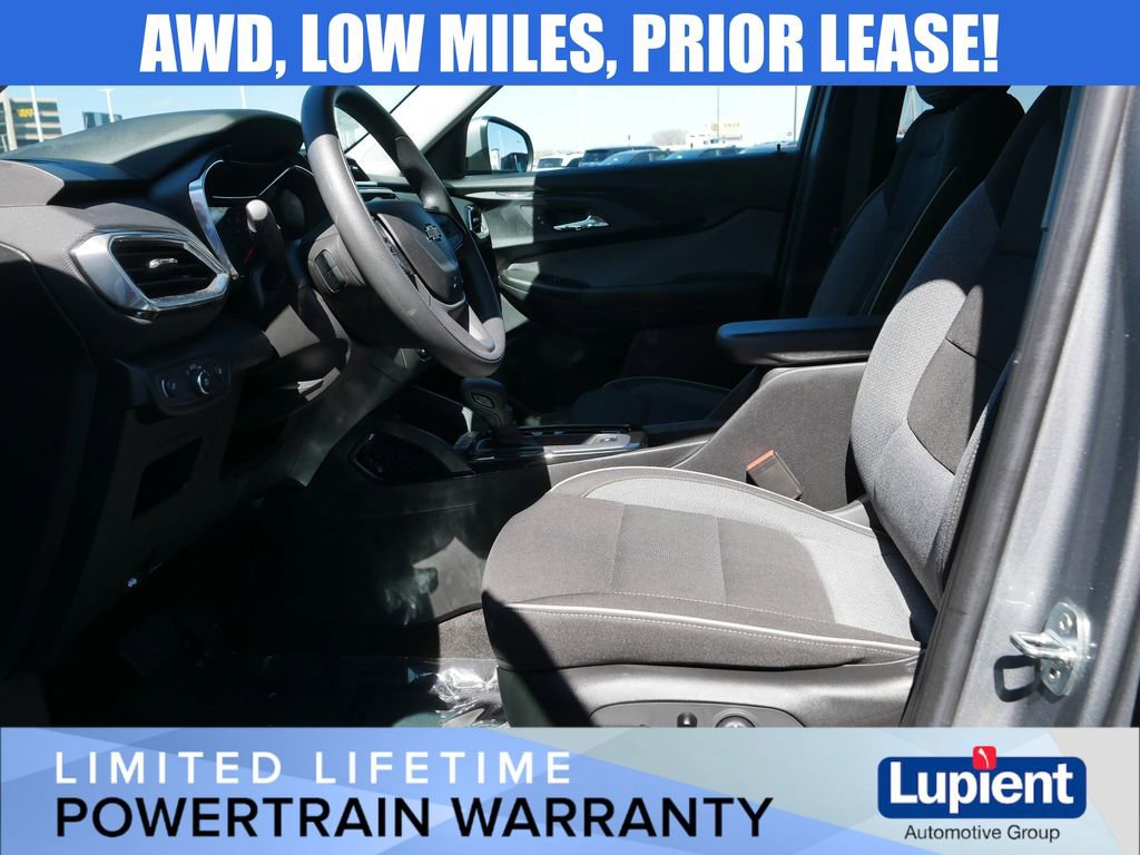 Used 2023 Chevrolet TrailBlazer LT w/ Convenience Package image 13