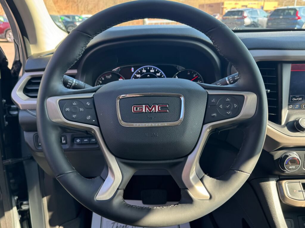 Used 2023 GMC Acadia Denali w/ Denali Technology Package AWD/4WD image 26