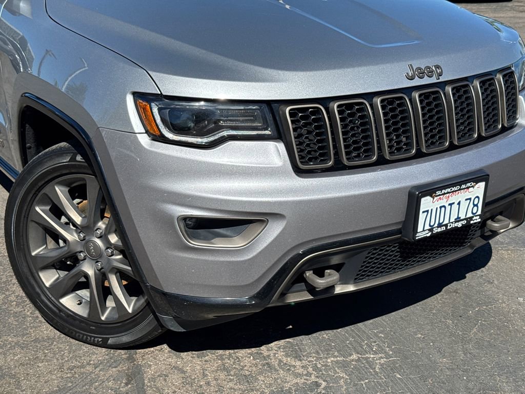 Used 2016 Jeep Grand Cherokee Limited 75th Anniversary image 3