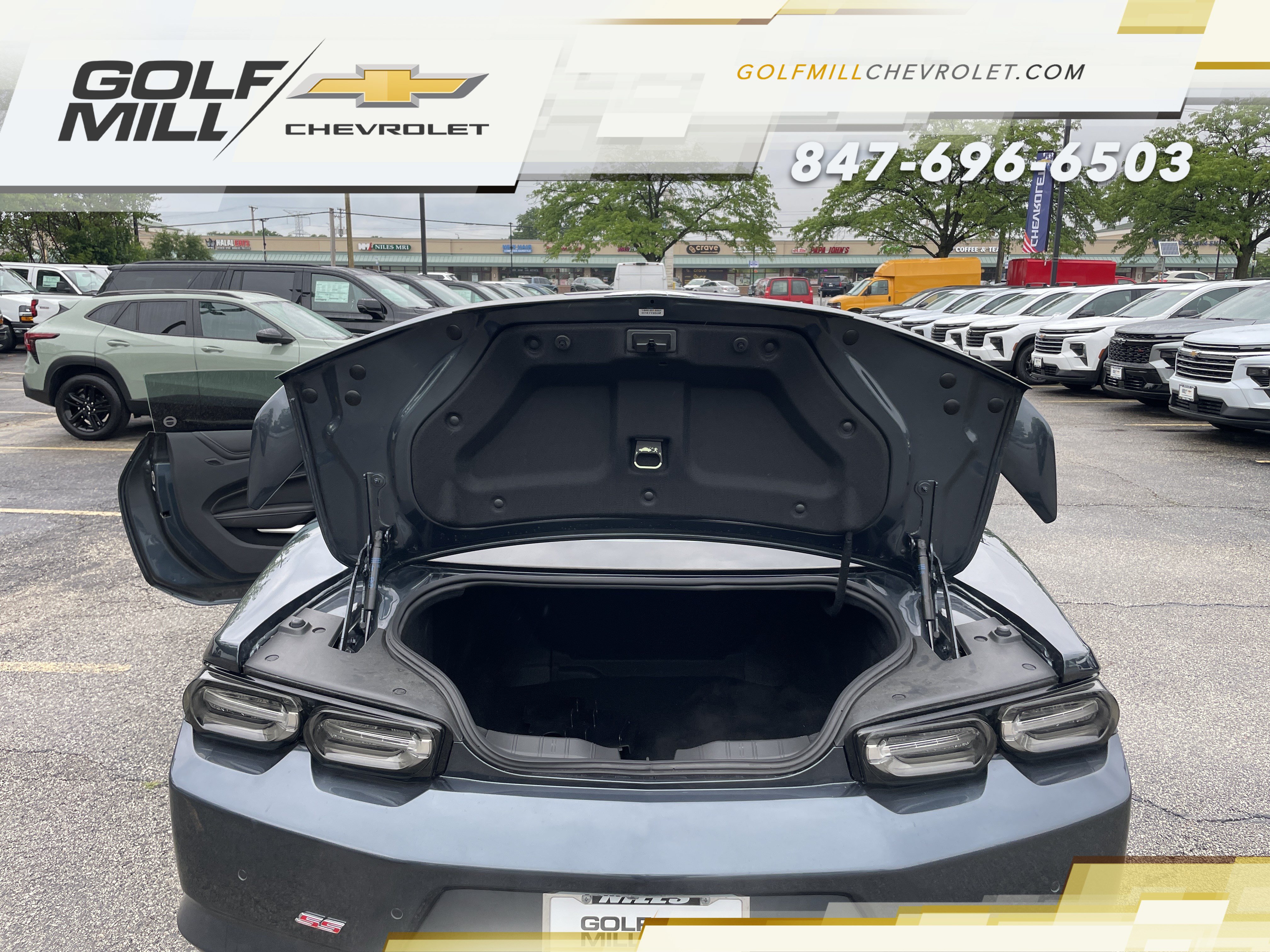 Used 2022 Chevrolet Camaro SS RWD image 12