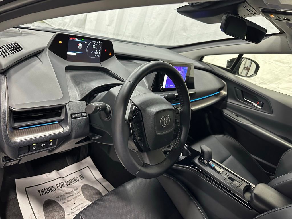 Used 2025 Toyota Prius XLE image 15
