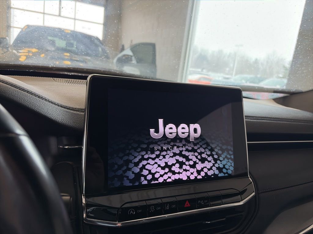 Used 2022 Jeep Compass Limited image 51