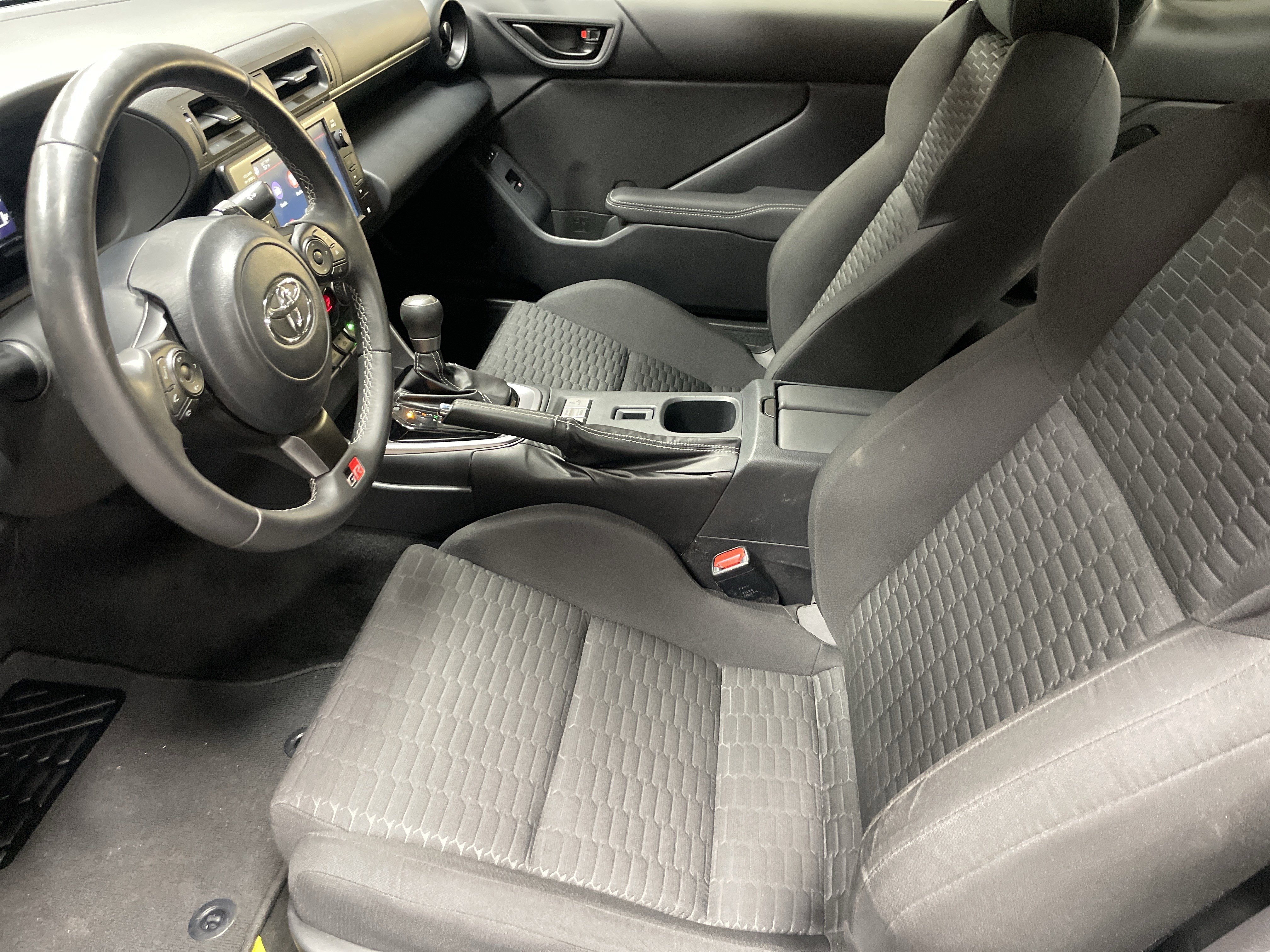 Used 2023 Toyota GR86 image 16