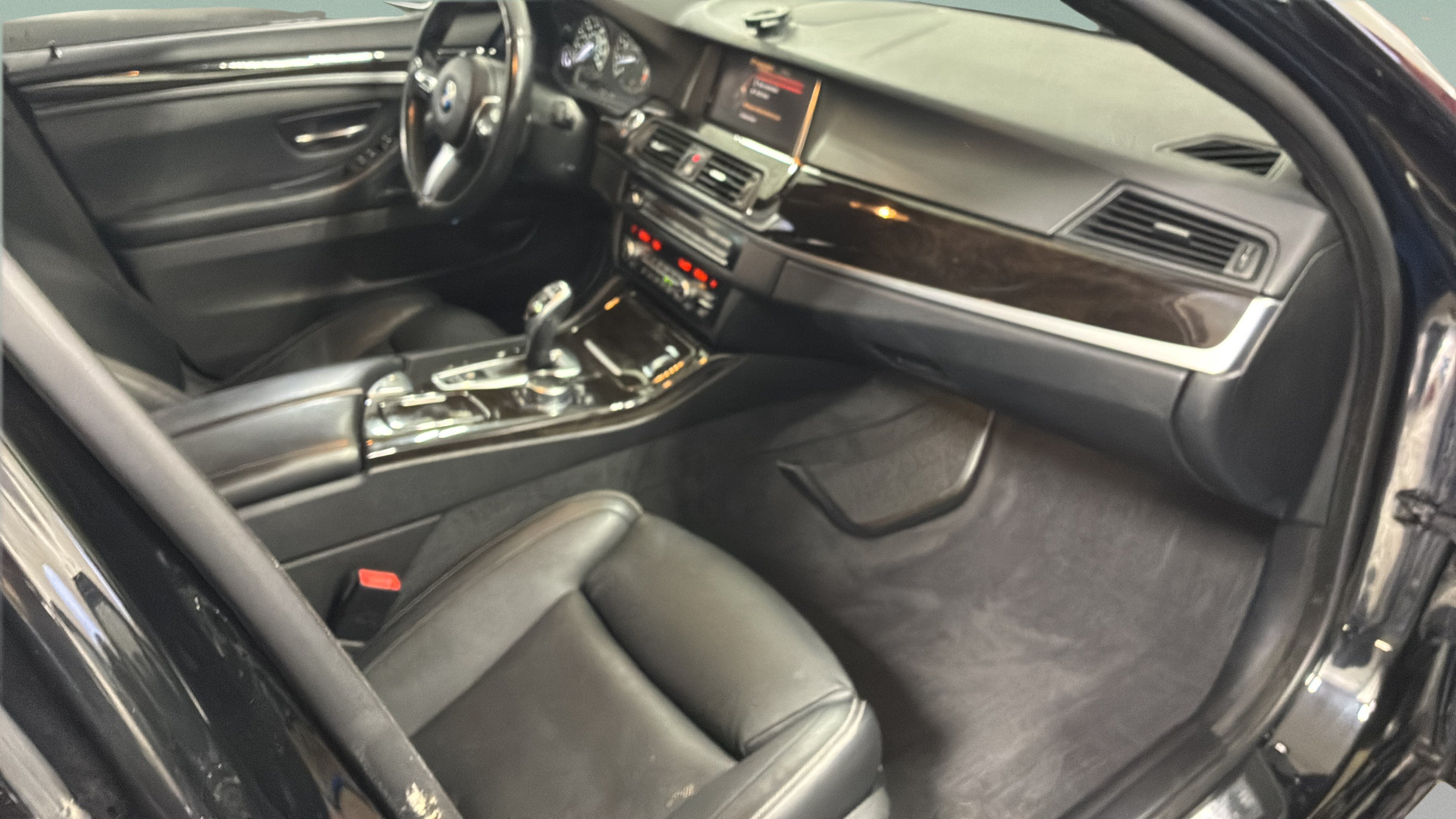 Used 2016 BMW 535i Sedan RWD image 19