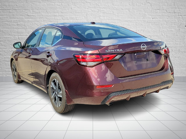 Used 2025 Nissan Sentra SV FWD image 2