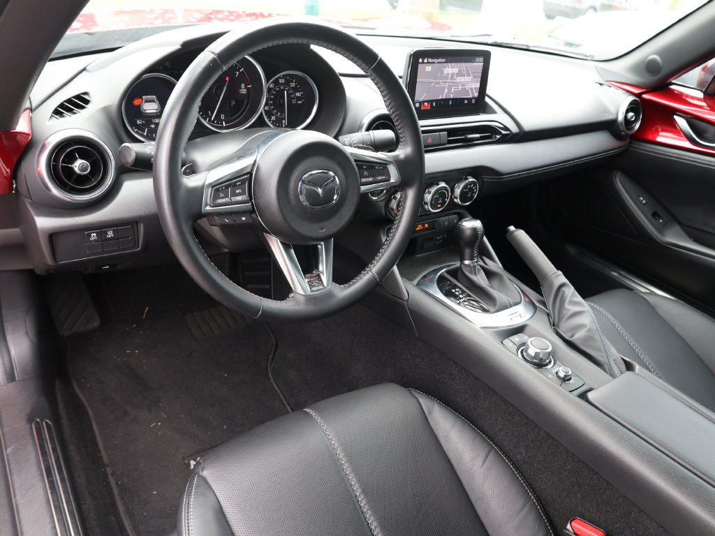 Used 2023 MAZDA MX-5 Miata Grand Touring RWD image 12