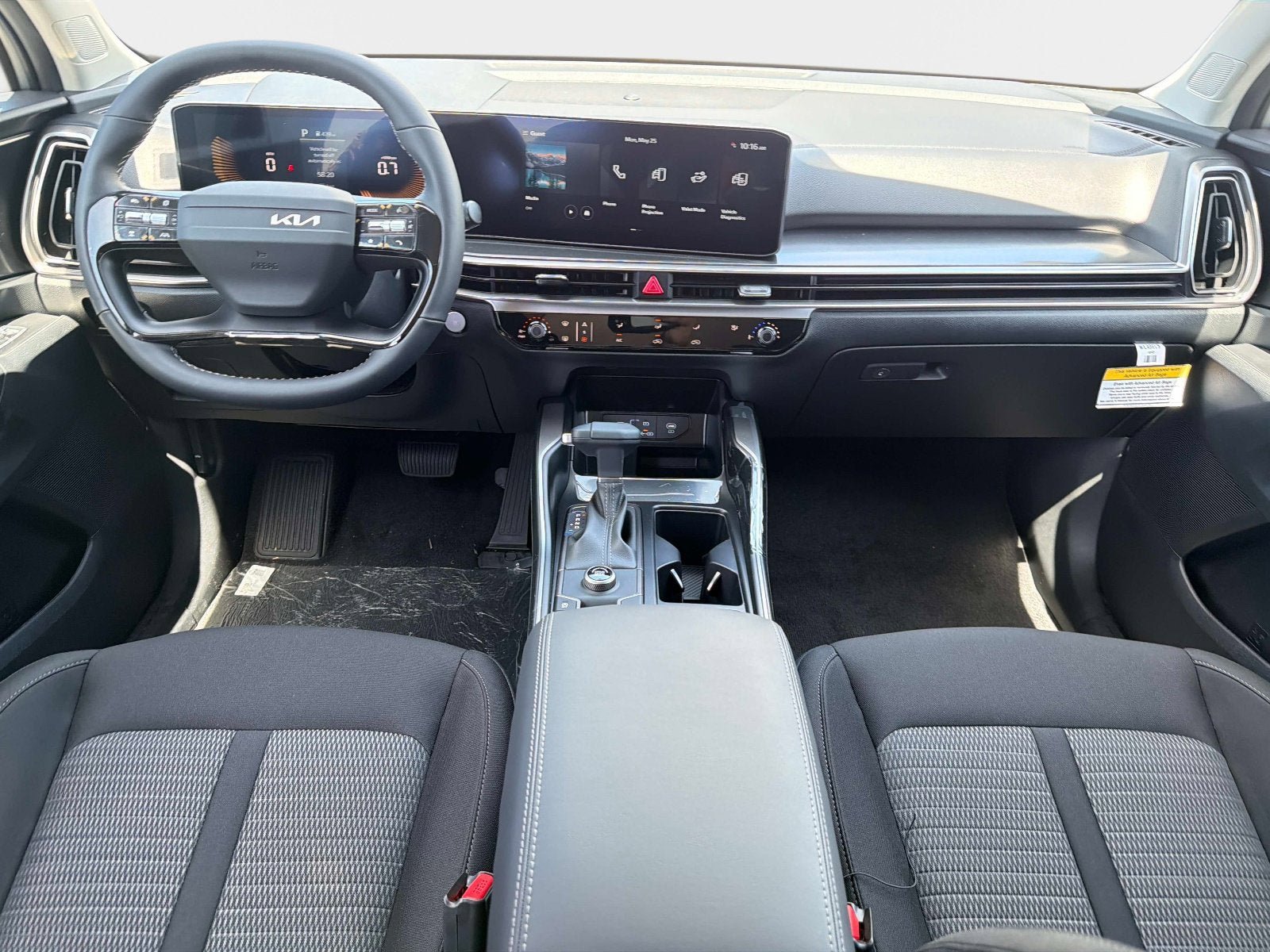 New 2026 Kia Sorento LX FWD image 12