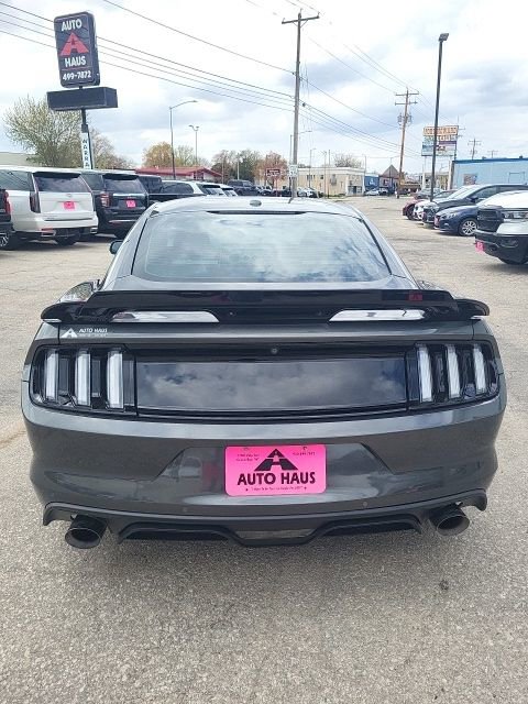 Used 2017 Ford Mustang GT Premium w/ GT Performance Package RWD image 15