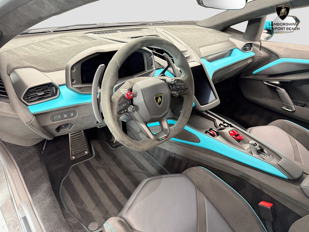 Used 2024 Lamborghini Revuelto AWD/4WD image 9