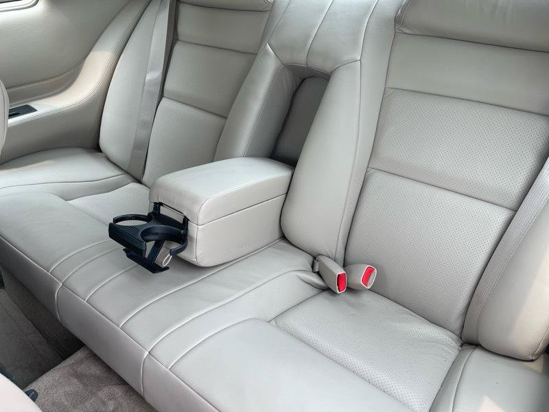 Used 2001 Cadillac Eldorado Touring FWD image 32