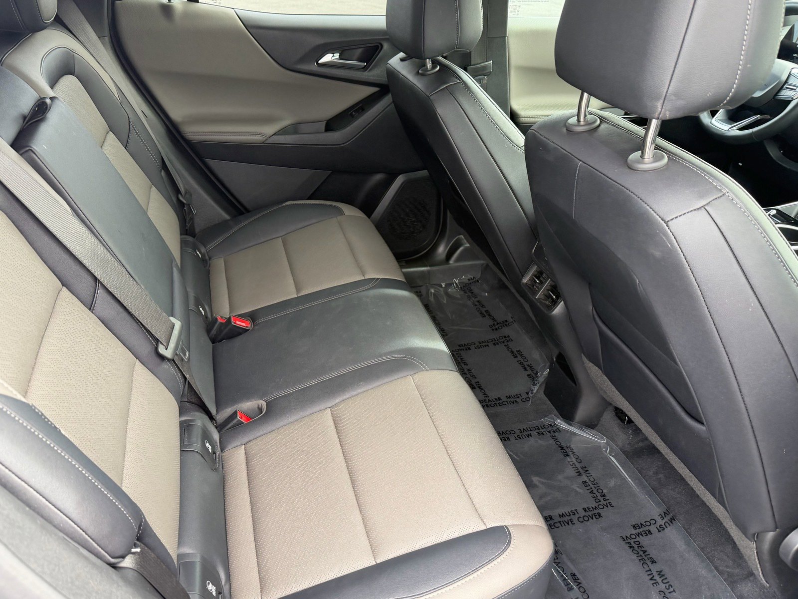 Used 2025 Chevrolet Equinox LT w/ Convenience Package II image 22