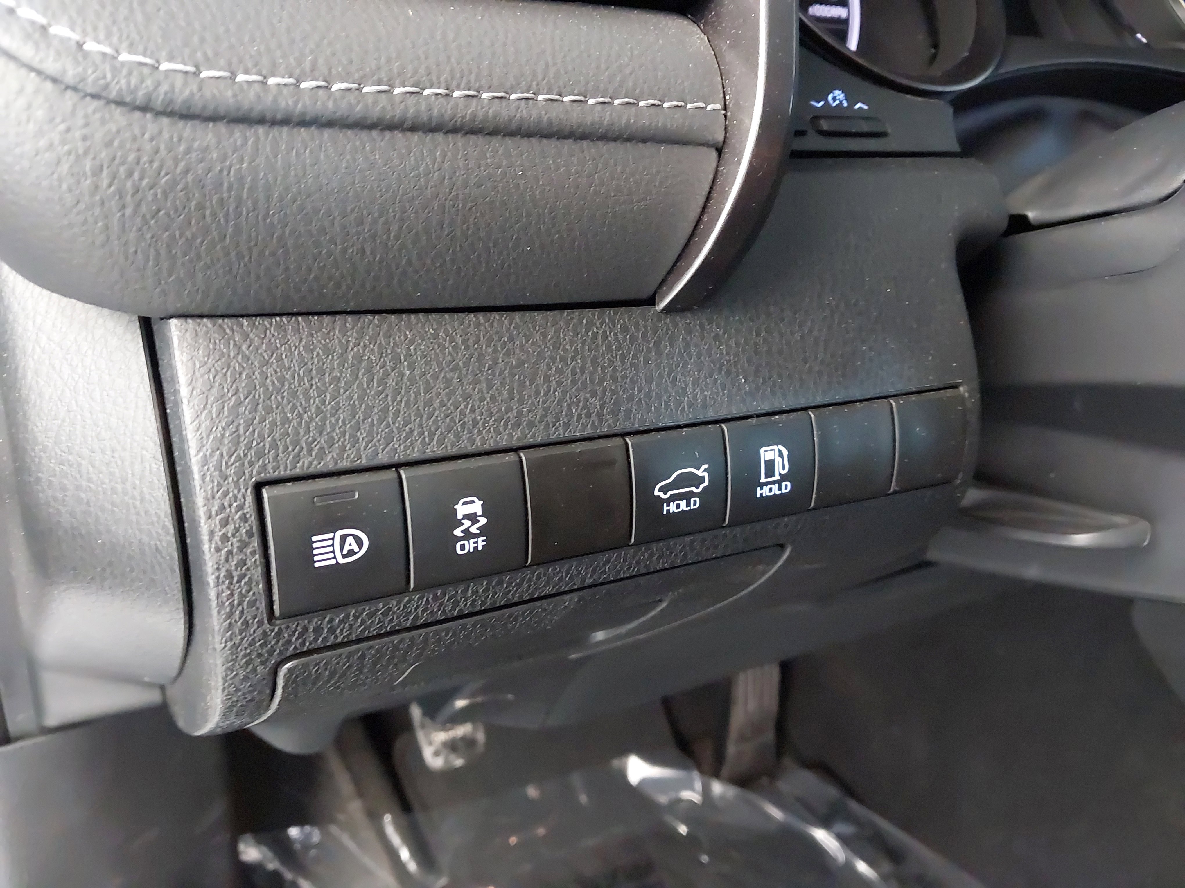 Used 2024 Toyota Camry SE image 24