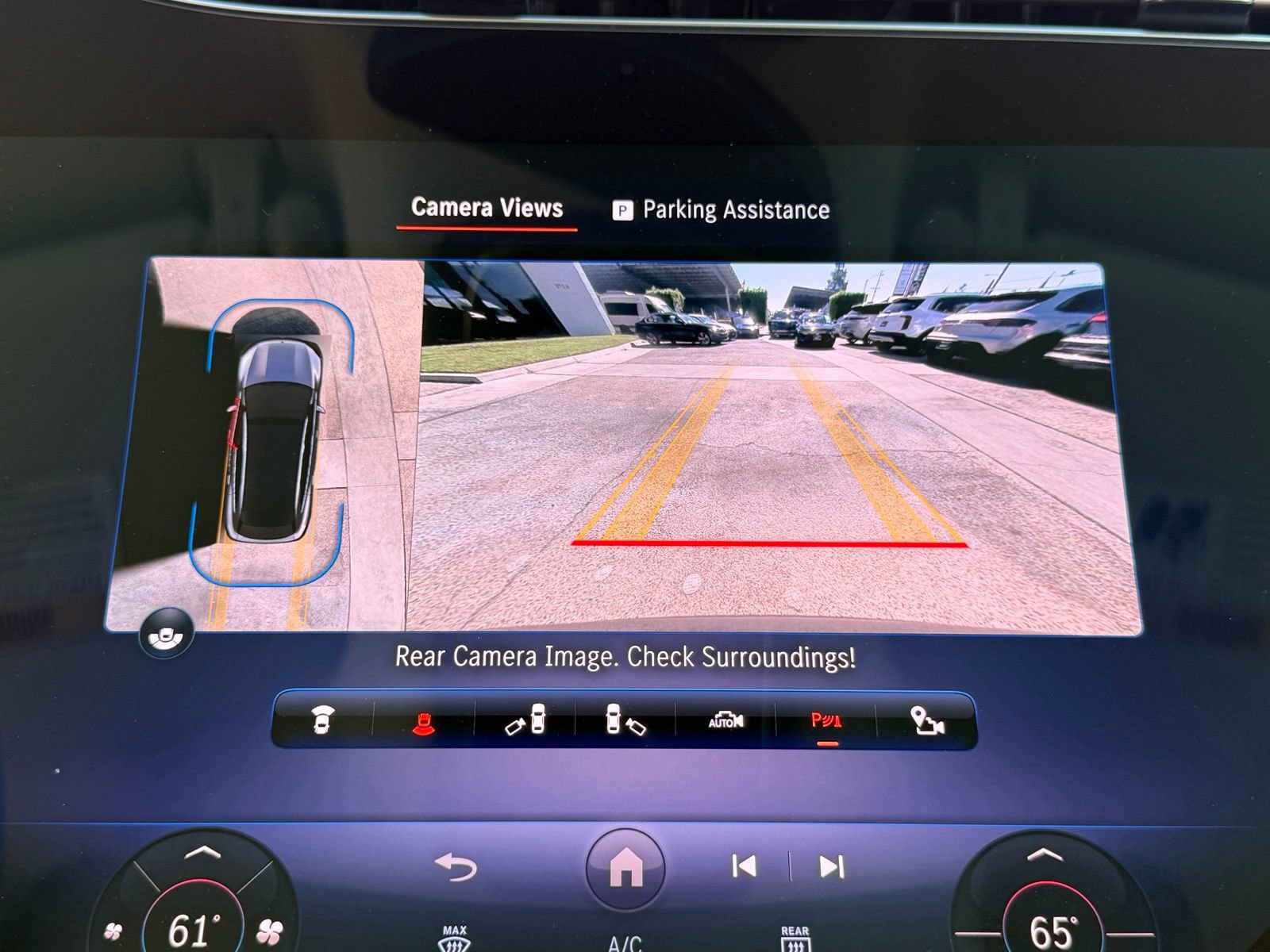 Used 2023 Mercedes-Benz EQS 580 4MATIC SUV image 38