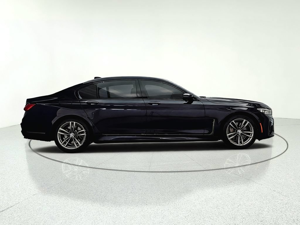 Used 2020 BMW 750i xDrive w/ Executive Package AWD/4WD image 8