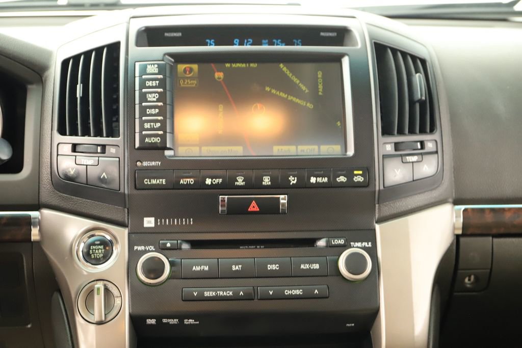 Used 2011 Toyota Land Cruiser w/ Upgrade Pkg AWD/4WD image 19