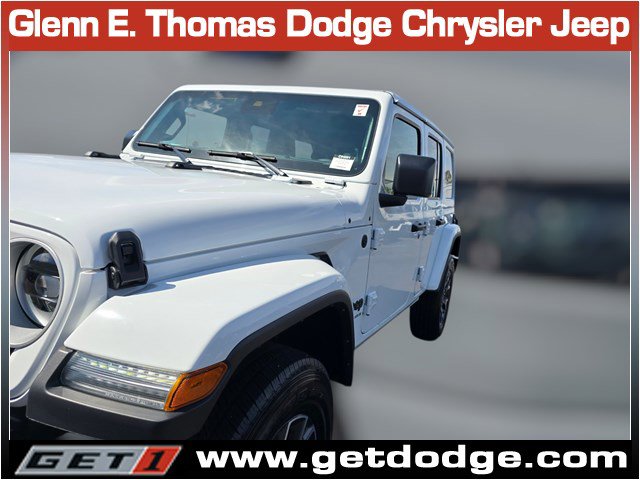 Certified 2025 Jeep Wrangler Sahara w/ Safety Group image 4