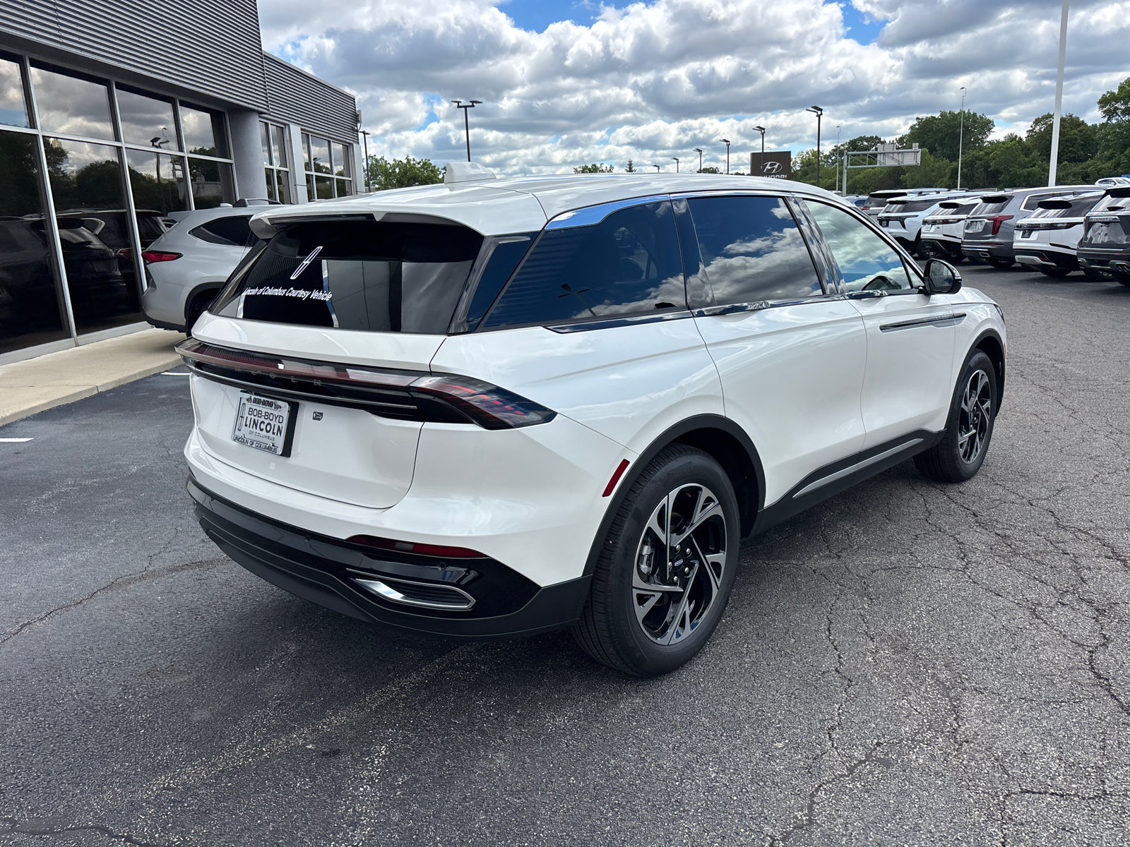 New 2026 Lincoln Nautilus Premier w/ Equipment Group 102A AWD/4WD image 7